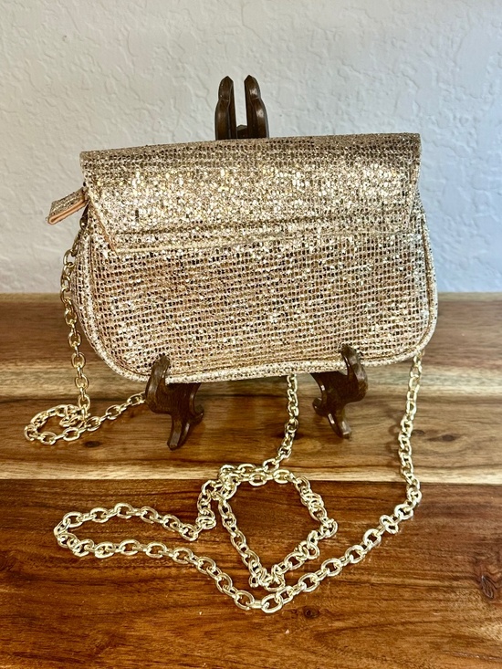 Lord & Taylor Vintage Gold Mesh Evening Bag - Picture 4 of 10